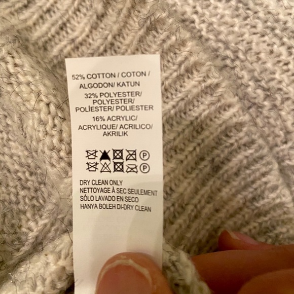 ✨ Final Price ✨ Lucky Brand Gray Cable Knit Sweater - Picture 16 of 16